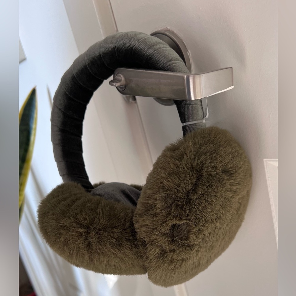 Anthropologie ear muffs